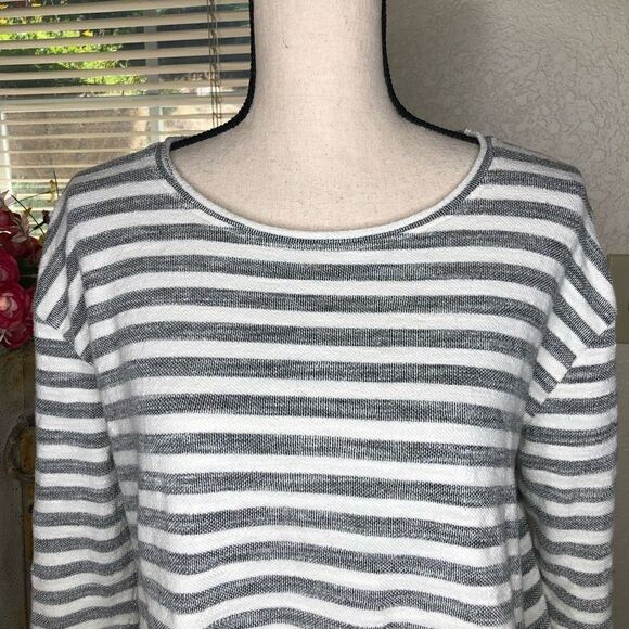 Anthropologie T.La Gray and White Stripe Woven Boxy Top - Picture 2 of 13